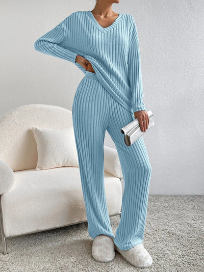 Noëlle | Casual Knitted Trouser Set with V-Neck 