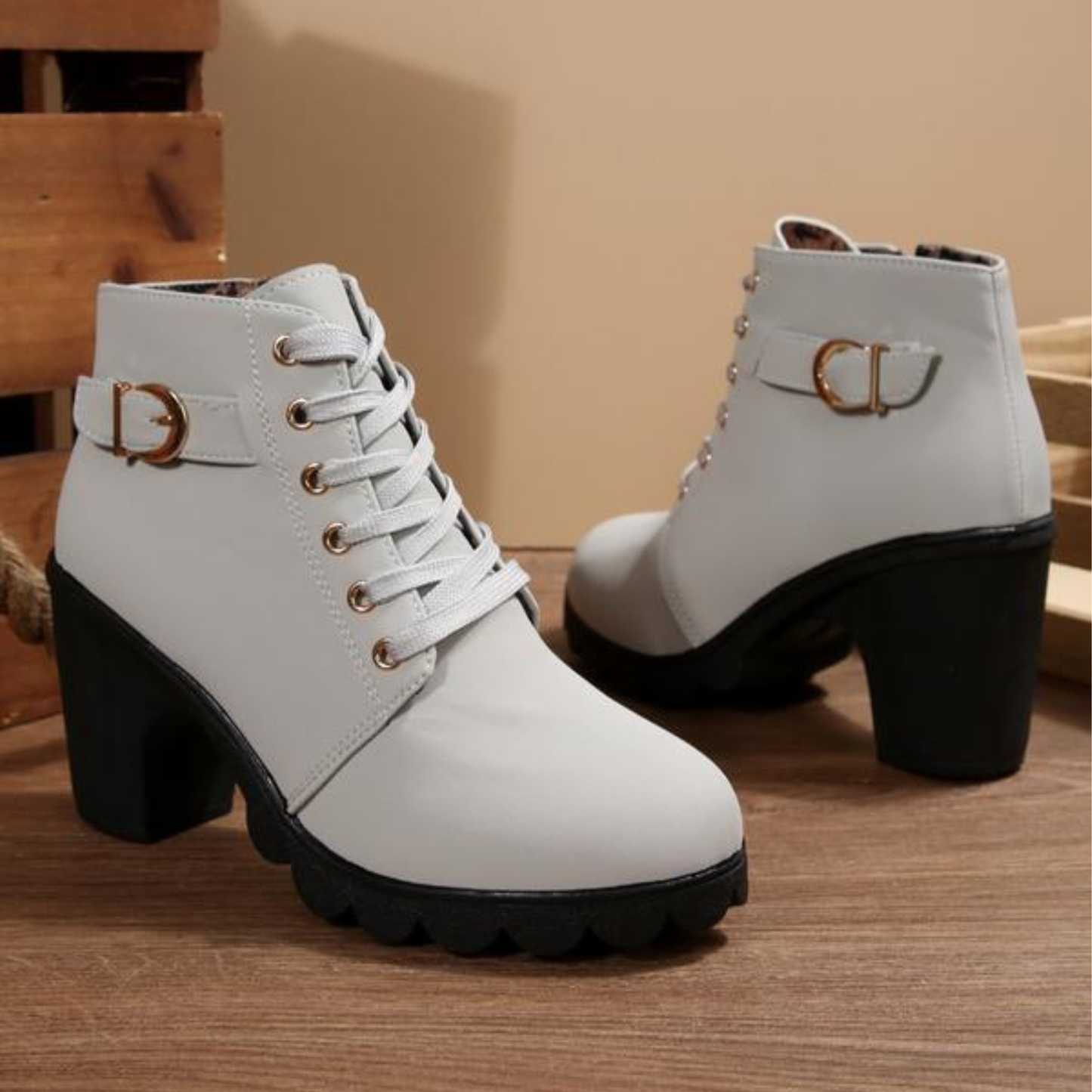Saoirse | Chic Lace-up ankle boots